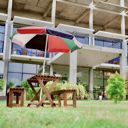 Aqua Marine Beach Hotel Kalkudah  Luaran gambar