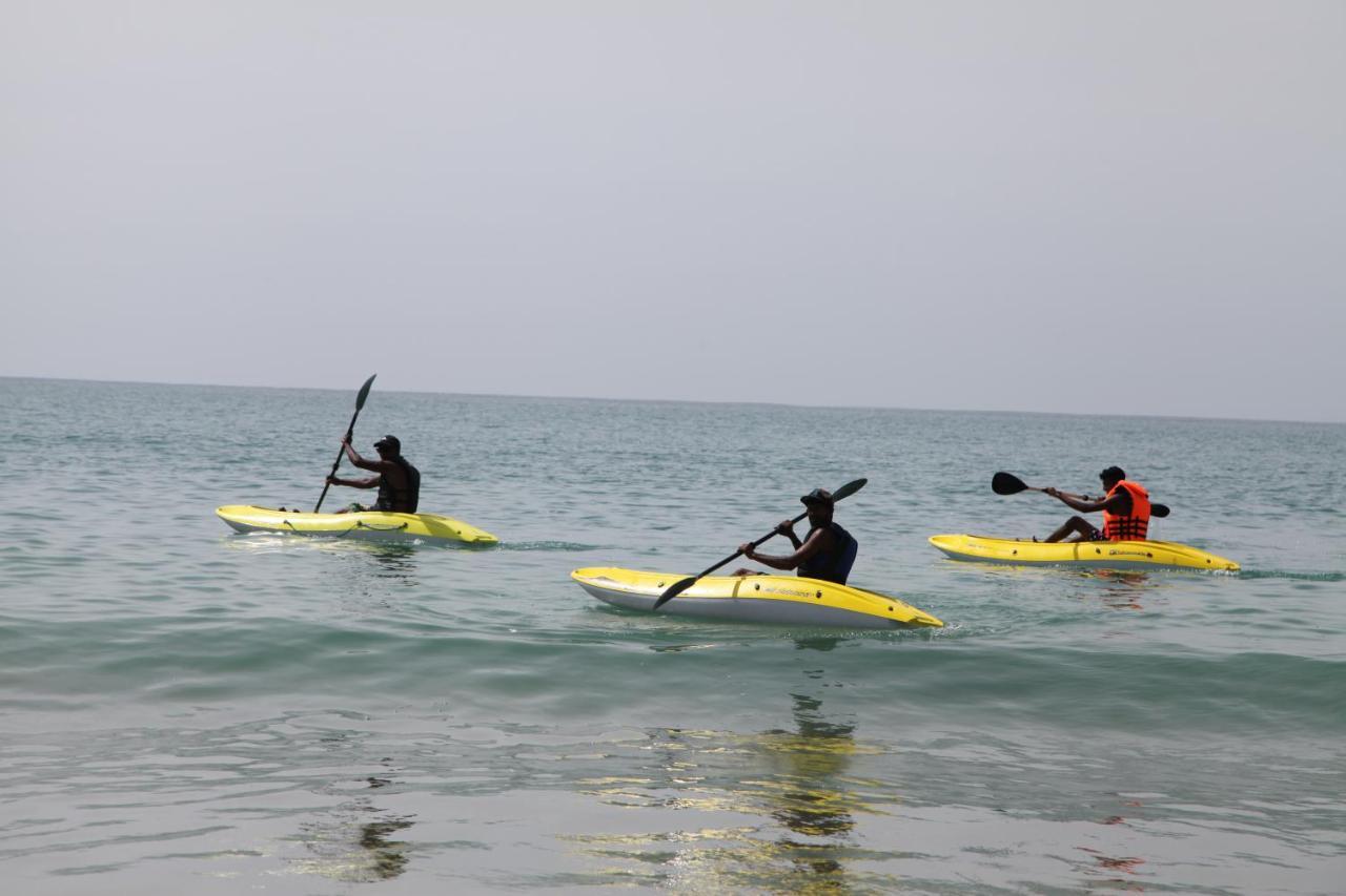 Aqua Marine Beach Hotel Kalkudah  Luaran gambar