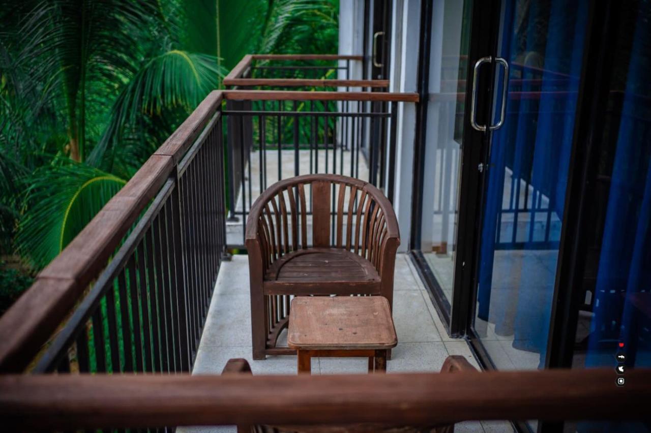 Aqua Marine Beach Hotel Kalkudah  Luaran gambar