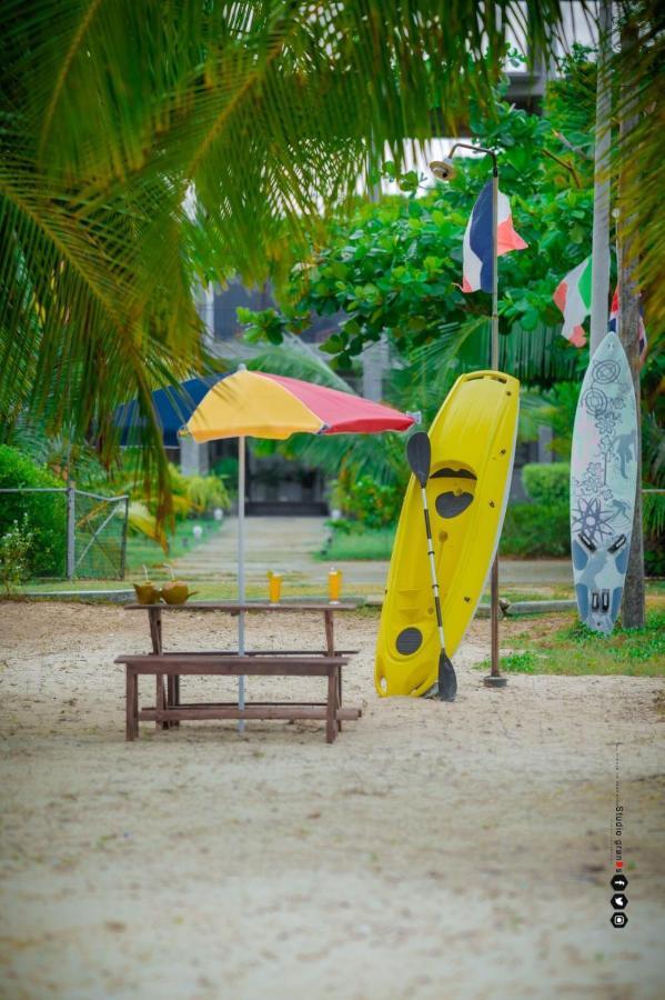 Aqua Marine Beach Hotel Kalkudah  Luaran gambar