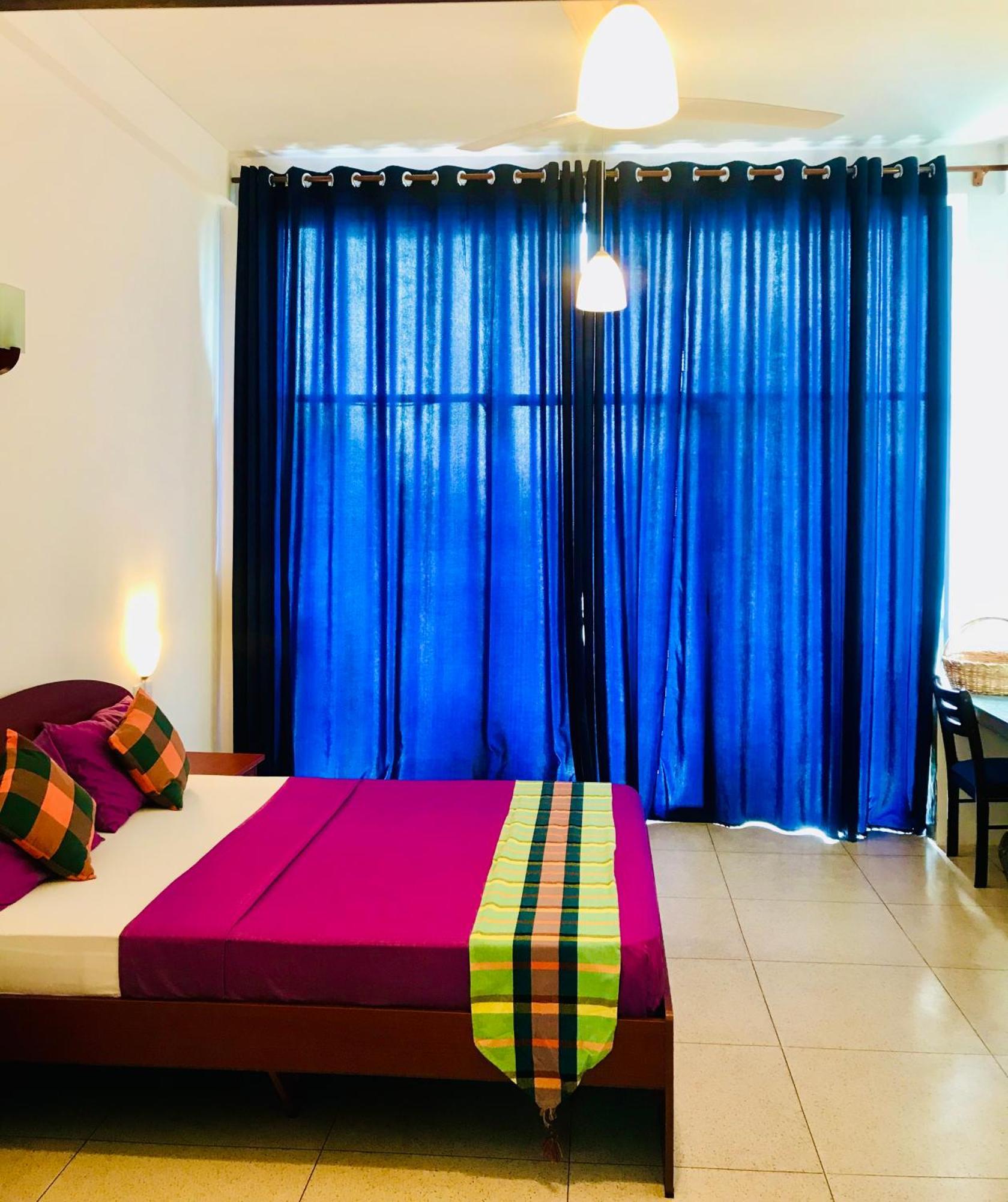 Aqua Marine Beach Hotel Kalkudah  Luaran gambar